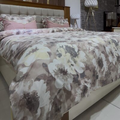 Cache-couette rose